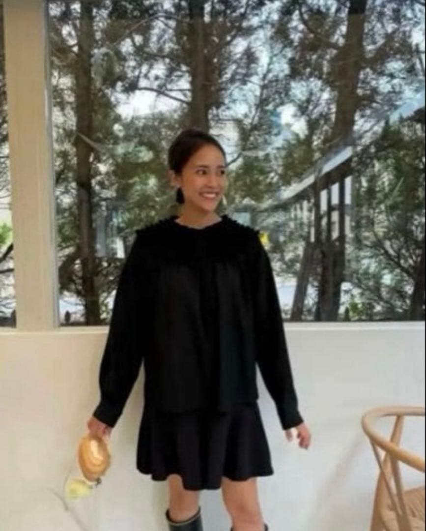 ロージーモンスター　裏起毛ミニフリルブラウス ブラック　フリー