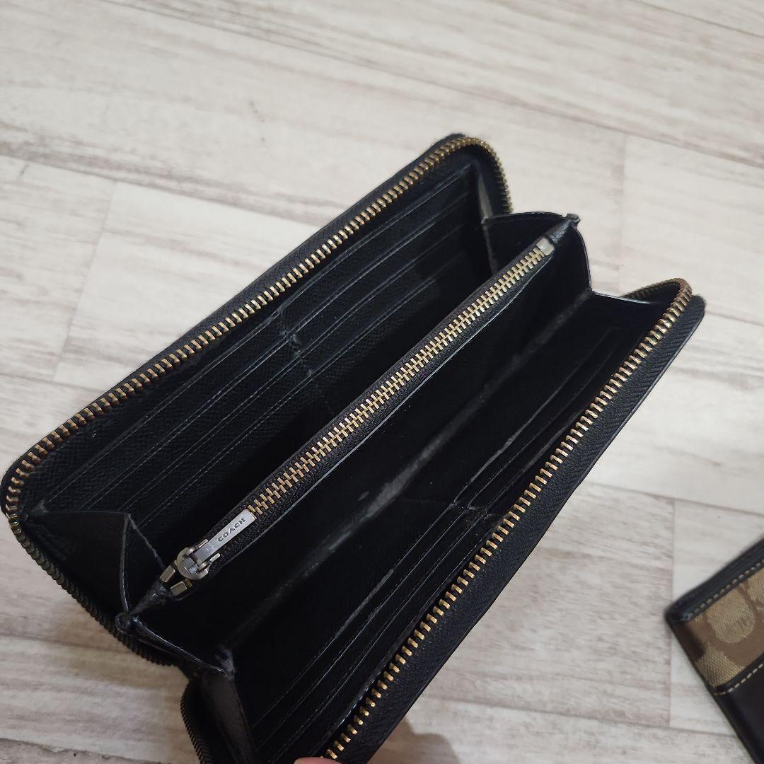 COACH エンボス加工 ブラック長財布 - メルカリ