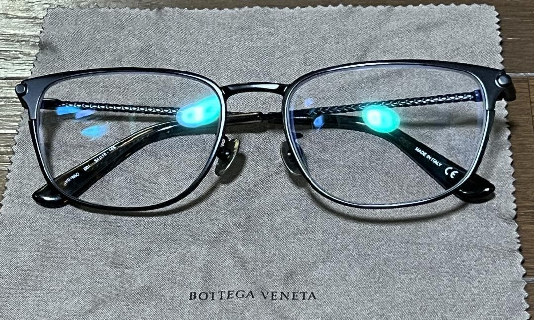 Bottega Veneta ブラックメタルメガネ