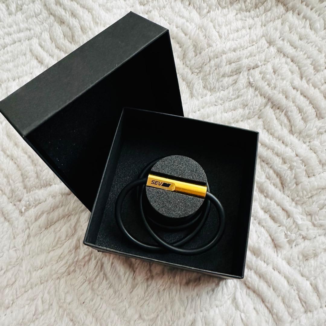 SEV Looper type G ネックレス 44mm ブラック