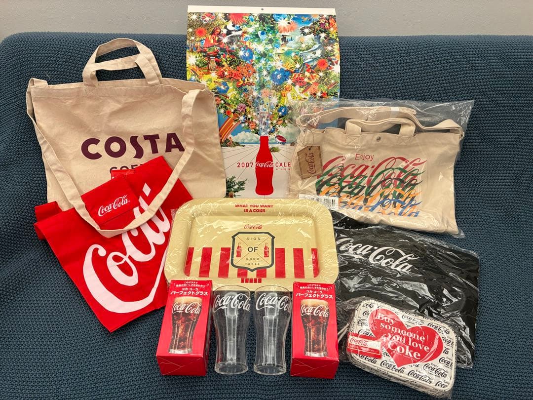 【非売品・超豪華11点〜】コカコーラ 限定セット カレンダー/グラス/ピンズ