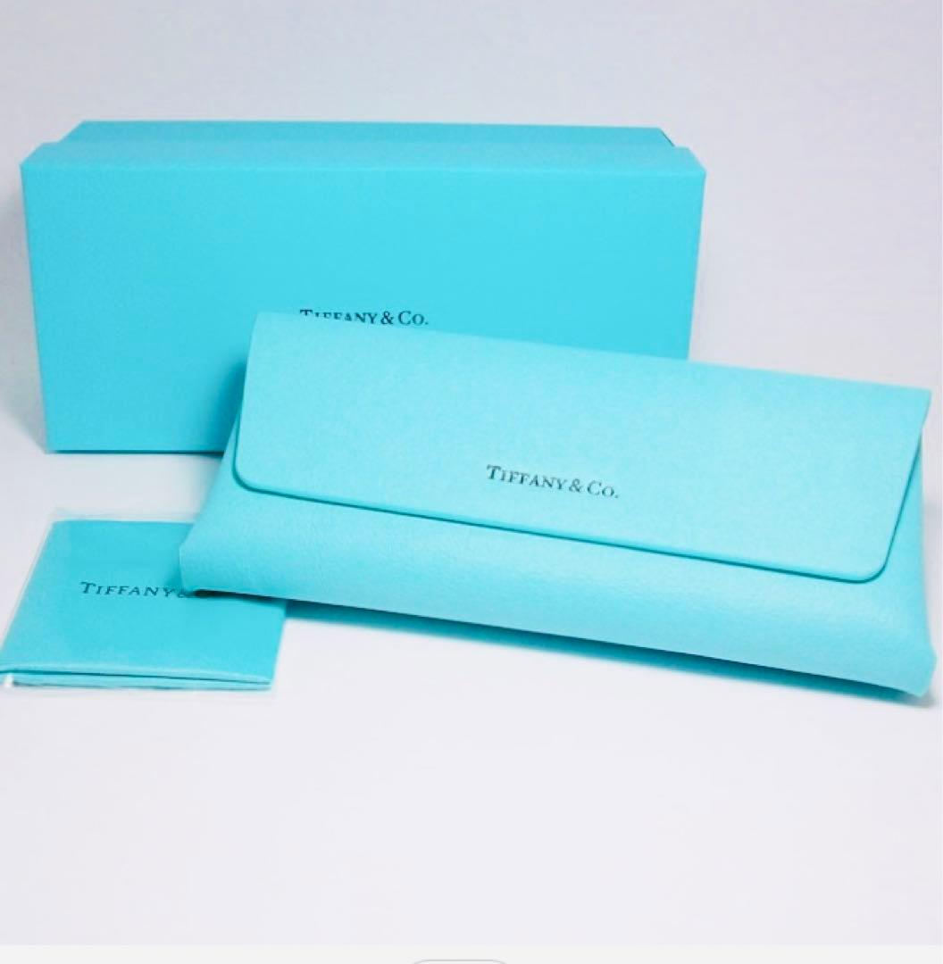 ❤️秋冬限定セール❤️Tiffany メガネフレーム Tデザイン　オシャレ黒縁メガネ