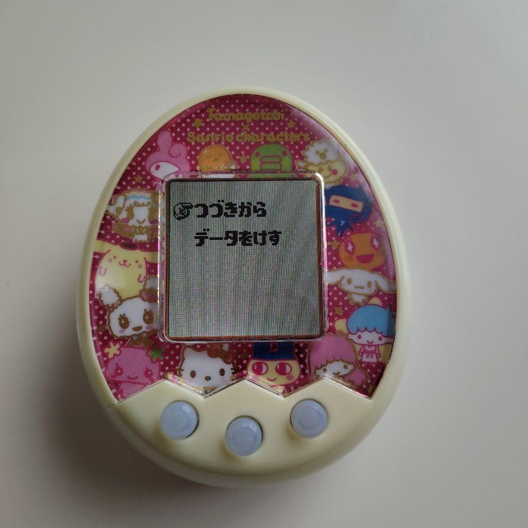 ♥️たまごっちみくす.サンリオキャラクターズデザイン.箱入り.バンダイ♥️