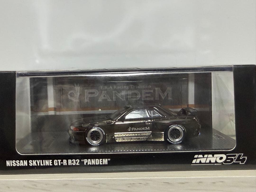 イノモデル　R32 香港スペシャルエディション　ブラッククローム