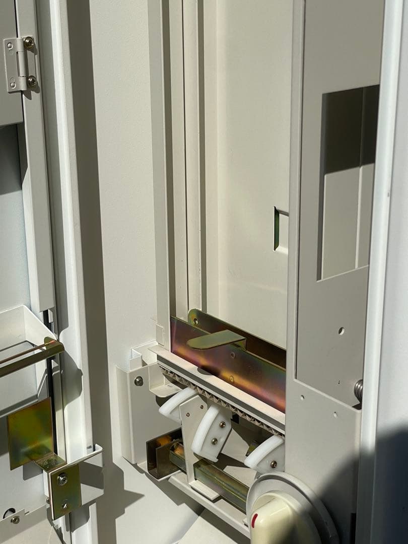 送料込み】ガチャガチャマシン 手動式自動販売機 ダイト DF-8 - メルカリ