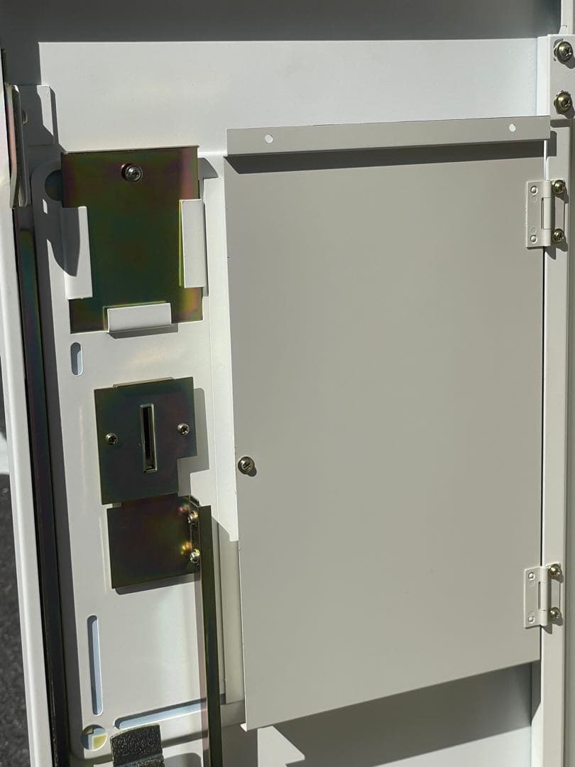 送料込み】ガチャガチャマシン 手動式自動販売機 ダイト DF-8 - メルカリ