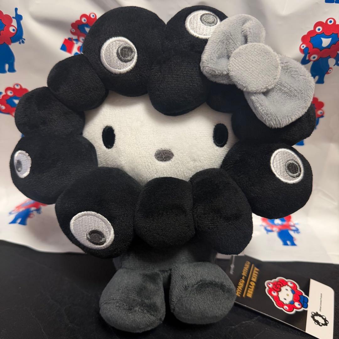 ミャクミャク サンリオ なりきりぬいぐるみM ブラック キティ 黒