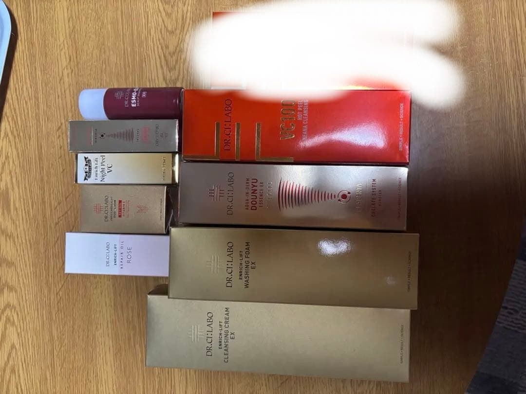 化粧水、美容液など　9点セット