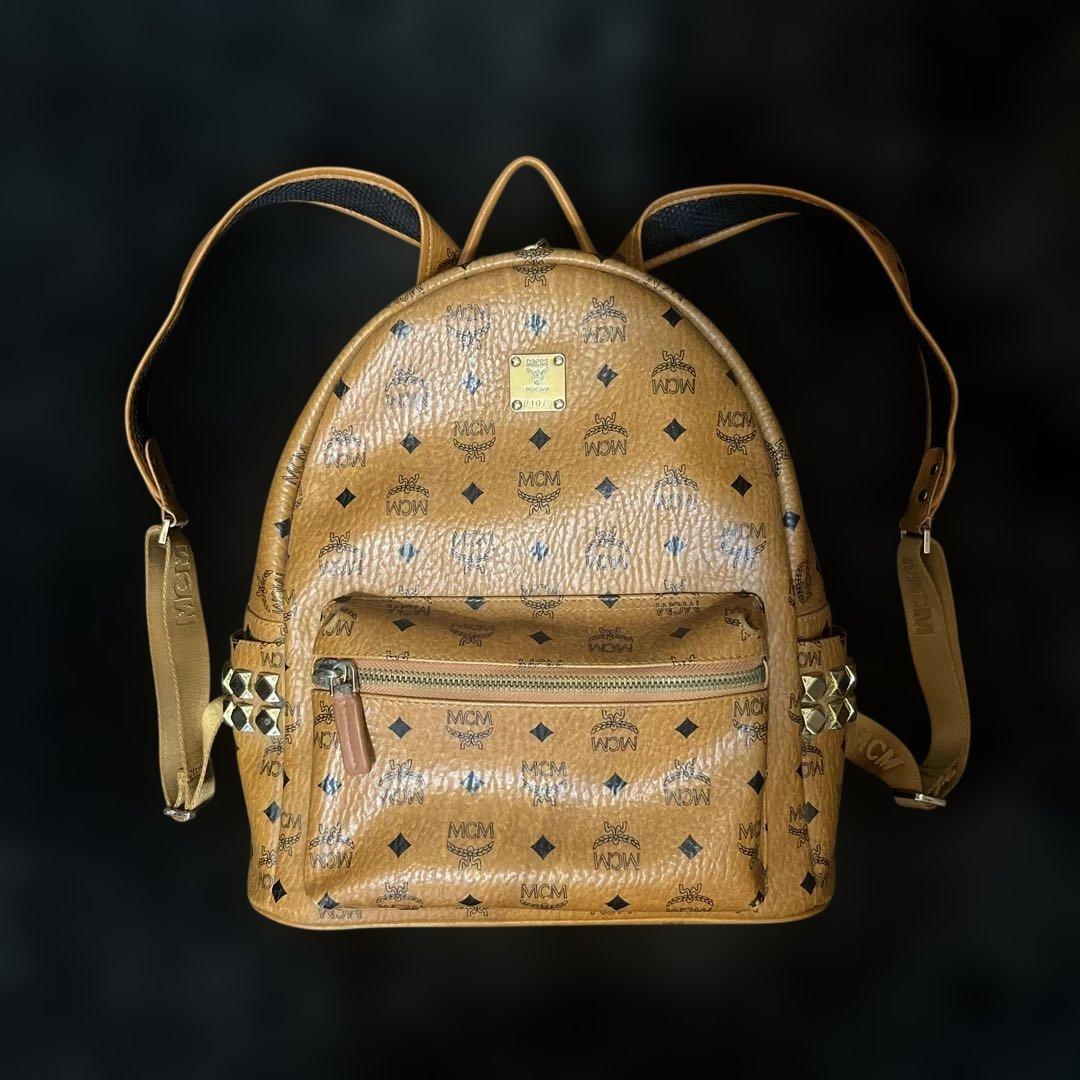 cyber NIKE MCM サイドスタッズ　smallmedium