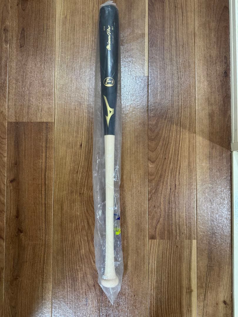 NPBミズノ 硬式木製バット 黒/白　ミッチェル 2025モデル】ミズノ 硬式 木製バット プロフェッショナル メイプル