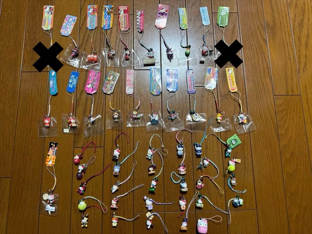 【ビンテージ・平成レトロ】ハローキティ ご当地ストラップ 48個セット サンリオ