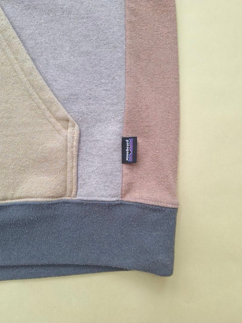 パタゴニア Patagonia マルチカラーパーカー ヴィンテージ風 Lサイズ