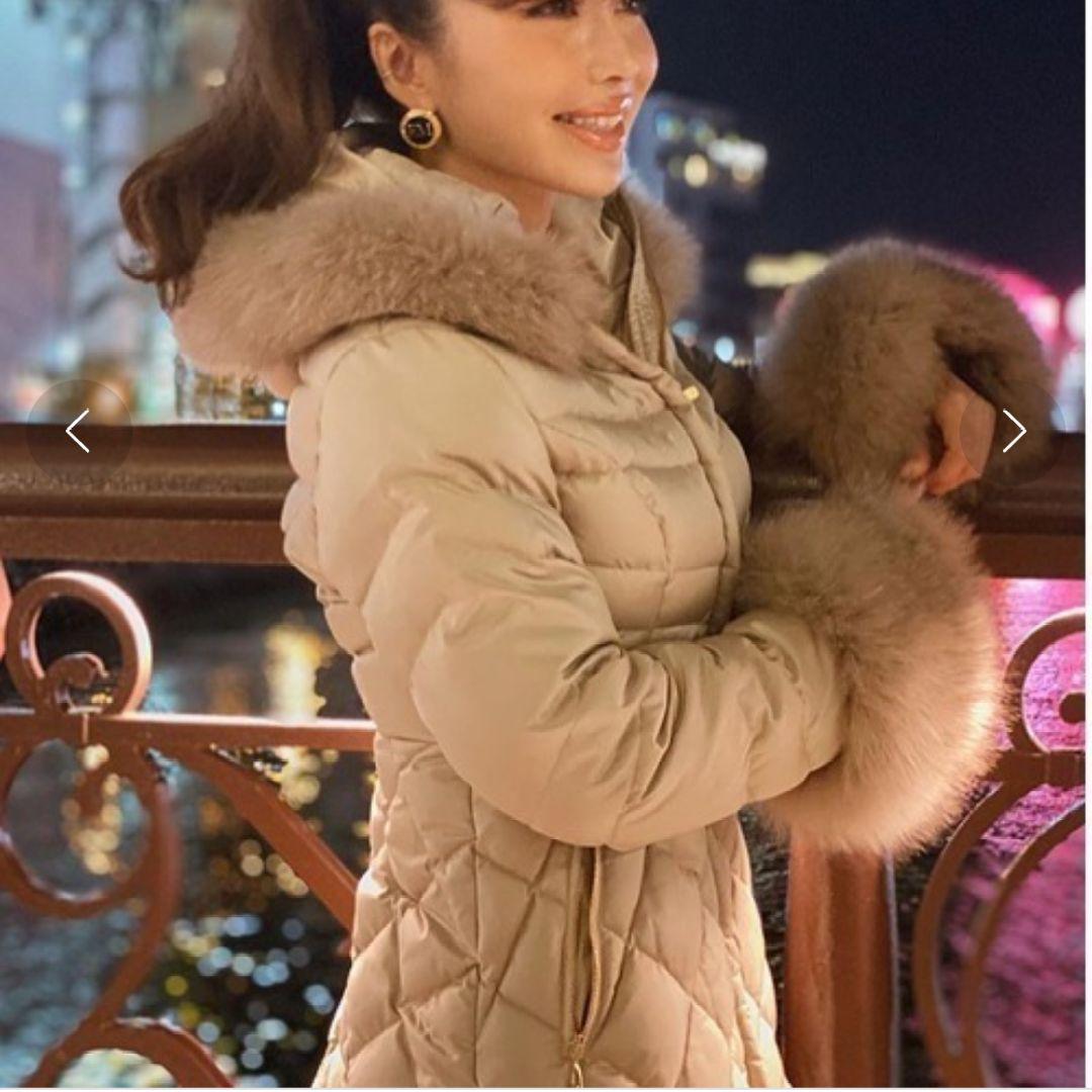 EIMY DOWN DRESS 2019 ダウンドレス ピンクベージュ Sサイズ EIMY ISTOIRE（エイミーイストワール）の「EIMY DOWN DRESS 2019