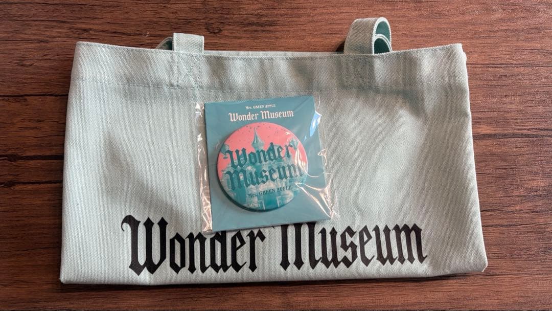 ミセス Wonder Museum トートバッグ(東京限定) と缶バッジ