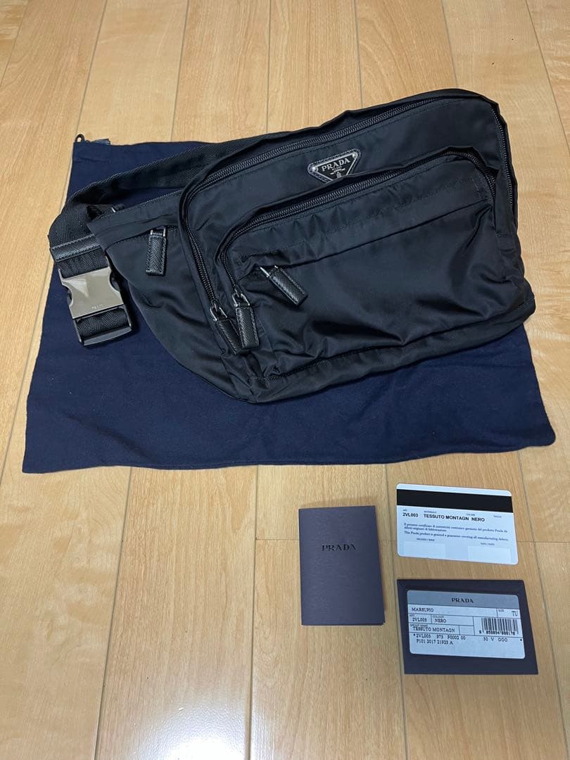 PRADA ショルダーバッグ 美品