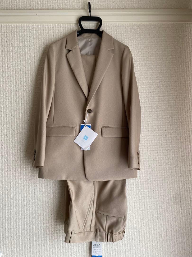 THE SUIT COMPANY】レディーススーツ セットアップ（ベージュ） - メルカリ