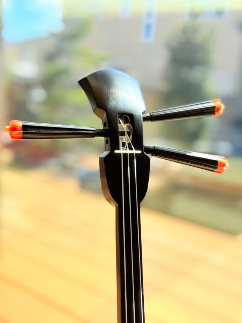 カミゲン黒木　三線　本皮一枚張り　名工作　真壁型 　八重山黒木　ゆし木