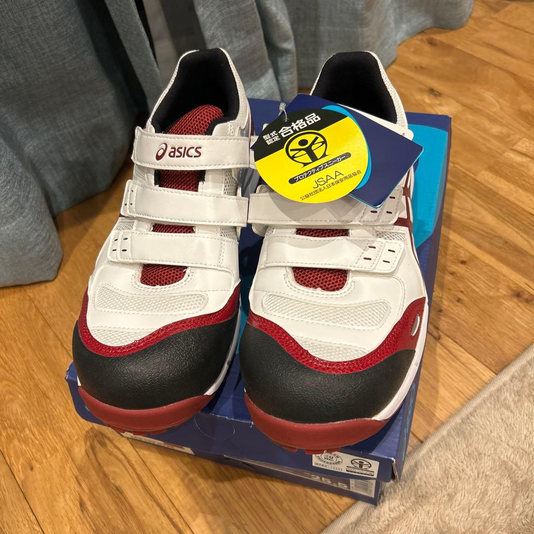 asics 安全靴 白/赤/黒 ベルクロストラップ