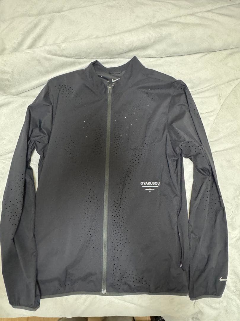 GYAKUSOU ランニングジャケット　S GYAKUSOU(ギャクソウ) shield jacket シールドジャケット ランニング M