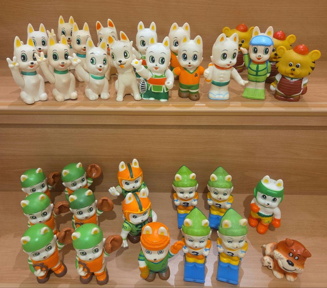 三和銀行 ワンサくん等　ソフビ貯金箱　34体　ノベルティグッズ 2体追加（野球）