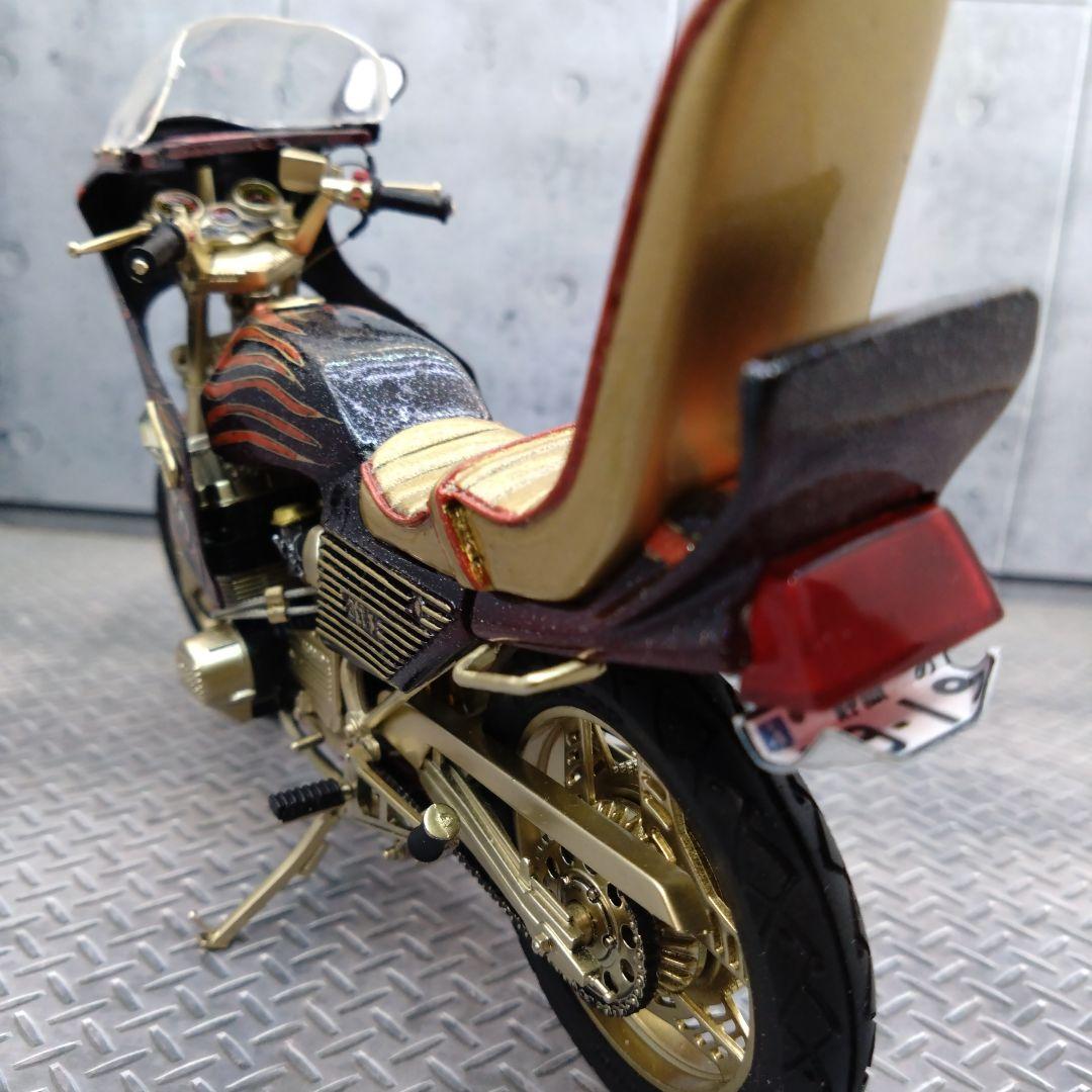 アオシマ製1/12ホンダCBX400Fプラモデル - メルカリ