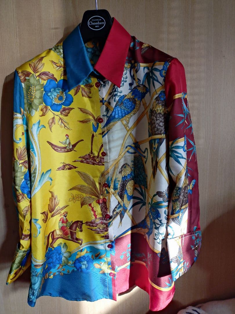 美品 Salvatore Ferragamo アシンメトリー シルク ブラウス