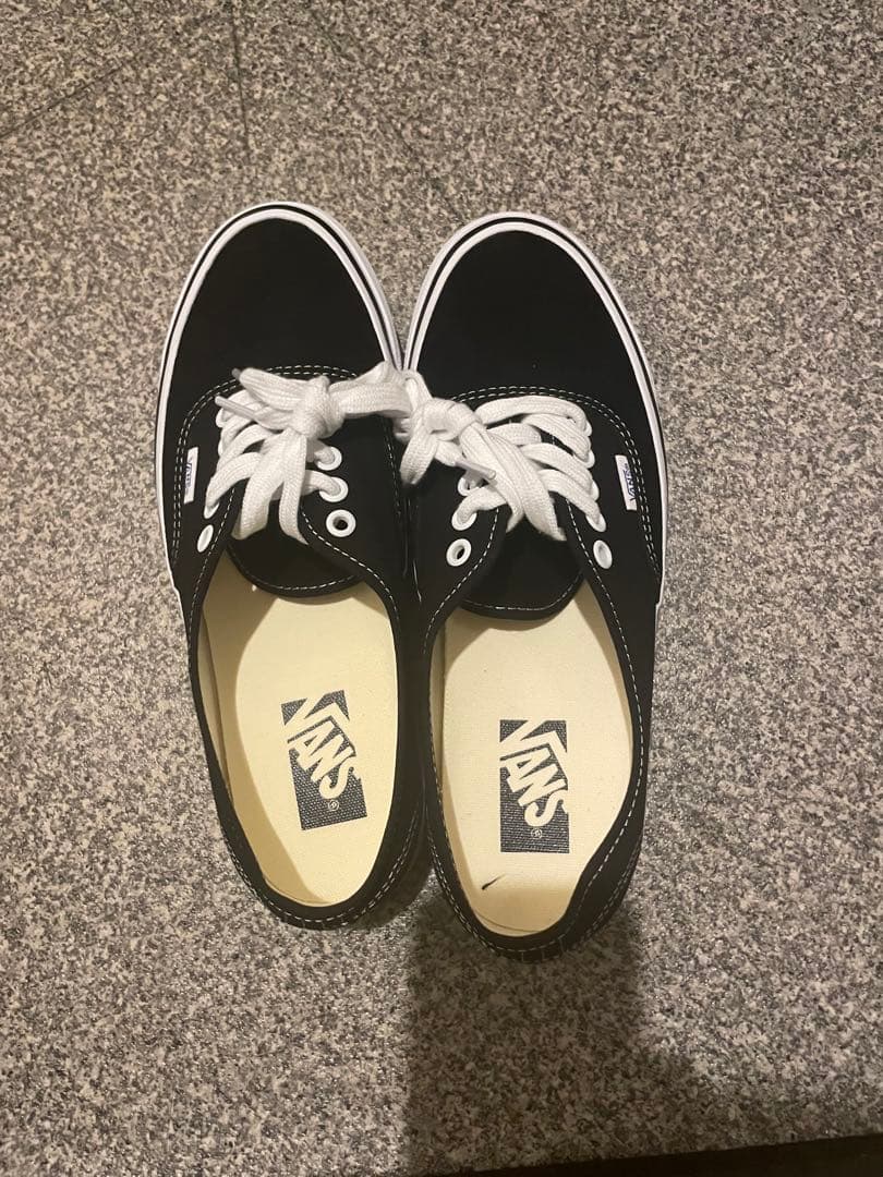 vans プレミアム　オーセンティック　27cm