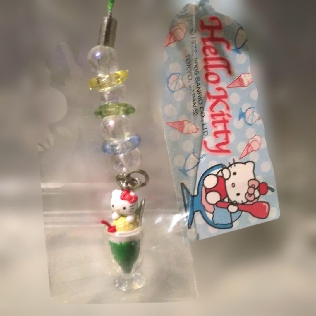 ハローキティ 　パフェ　スイーツ　ストラップ　原宿　超レア♡