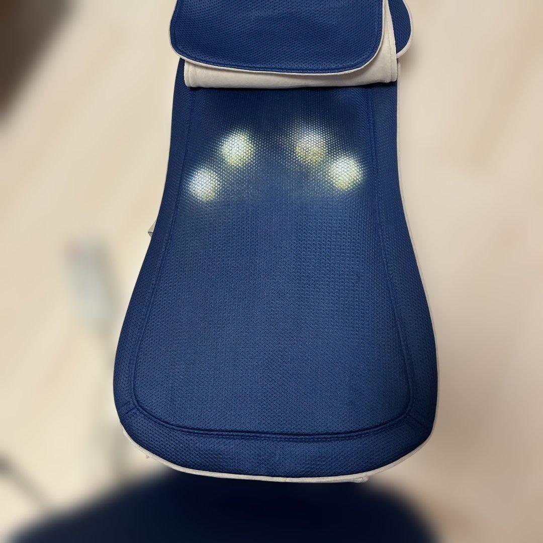 ネイビー LEDライト付きマッサージクッション