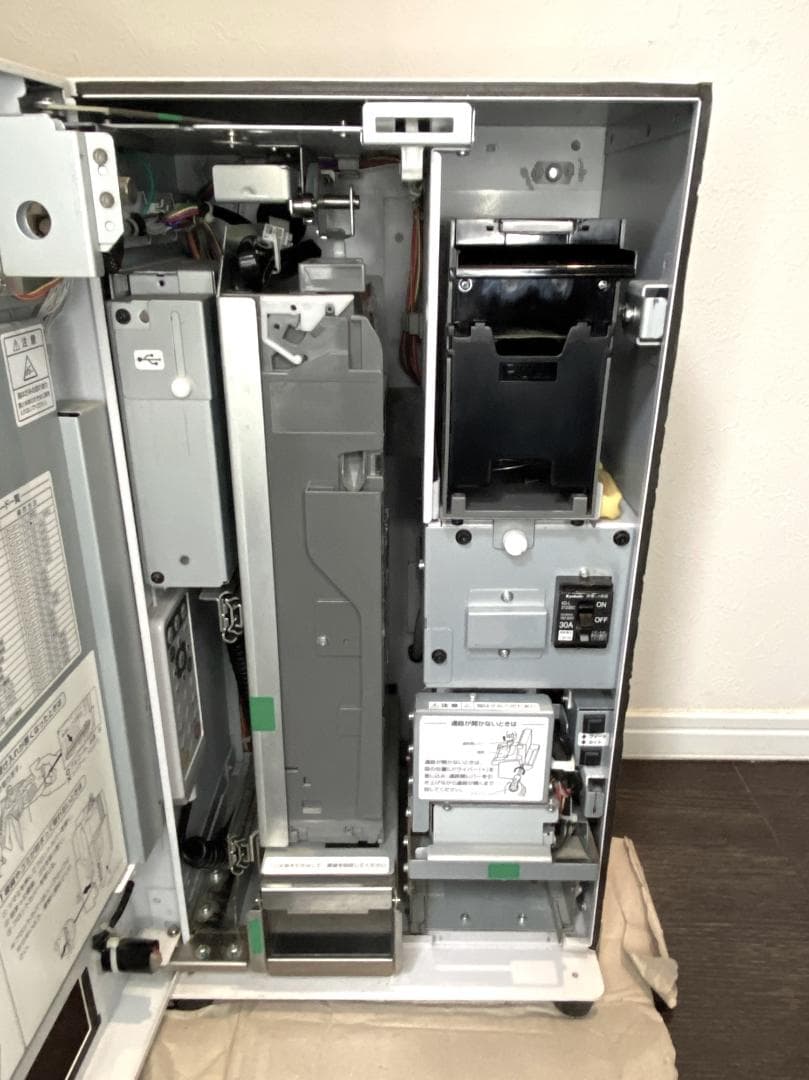 新500円・新紙幣対応済□券面設定料込□グローリー 小型券売機 VT-S10