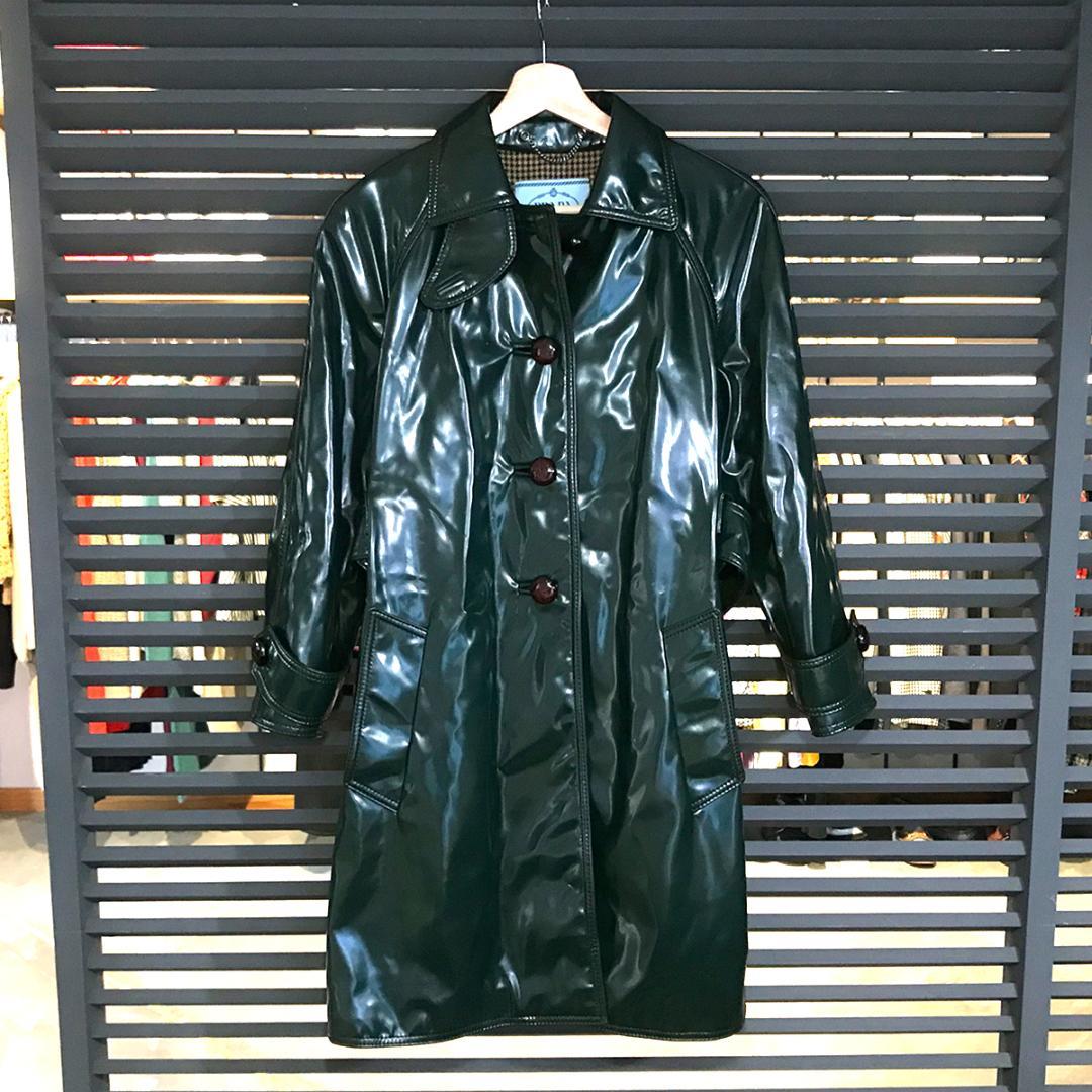 超美品 プラダ ベルト付き コート ダークグリーン 38 Sサイズ エナメル
