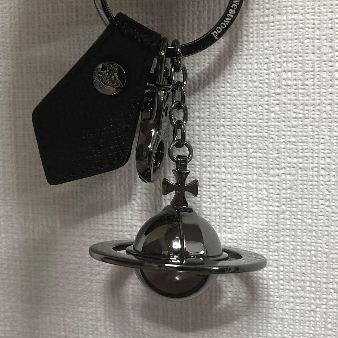 ヴィヴィアンウエストウッド キーリング 3D ORB GUNL