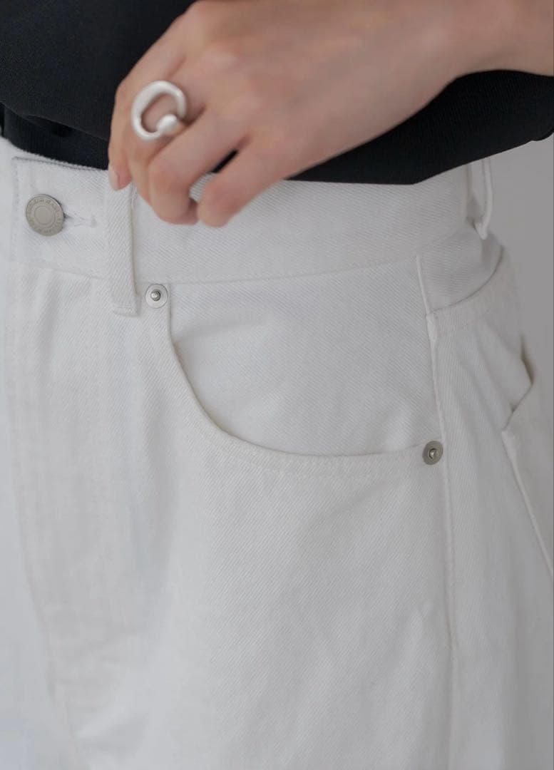 新品タグ付】regleamリグリームカーブワイドデニムS - メルカリ