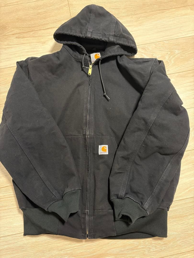 早い者勝ち本日限定値下げ！Carhartt アクティブジャケット