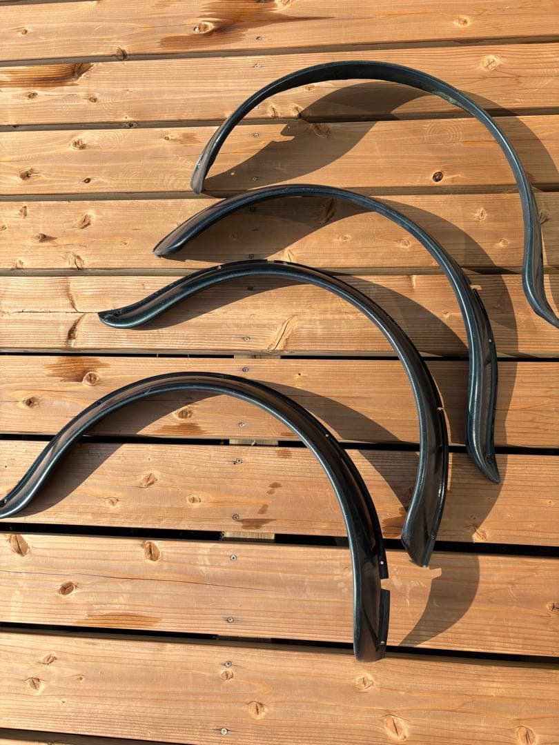 ローバーミニ オーバフェンダー　FRP製