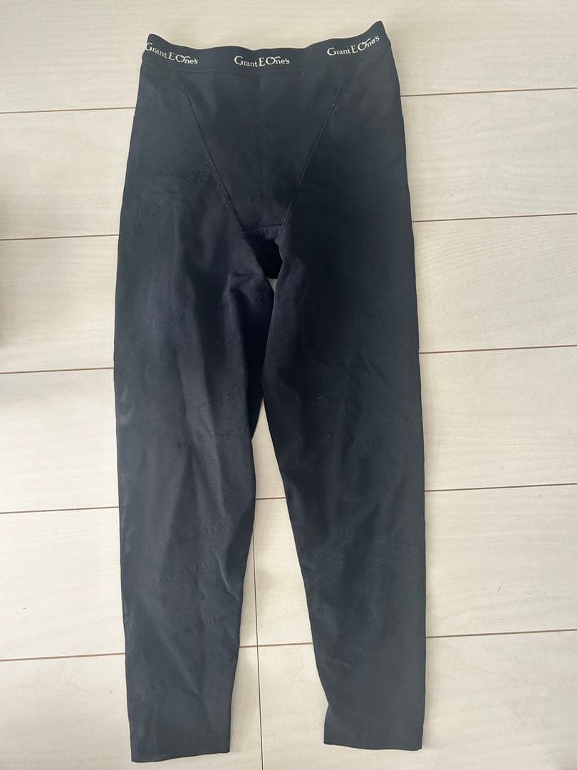 超美品　グラントイーワンズ LALA ドレナージュスパッツ 70 骨盤矯正