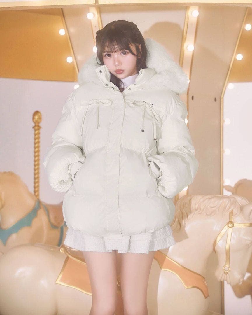 新品タグ付 ミシェルマカロン ファーフードリボンダウンコート