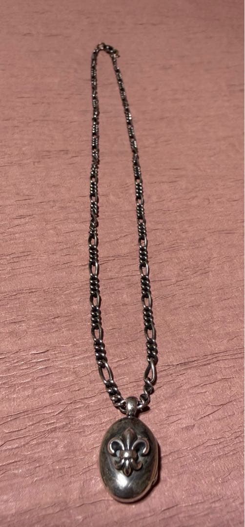 パトリックコックスシルバーロケットペンダント