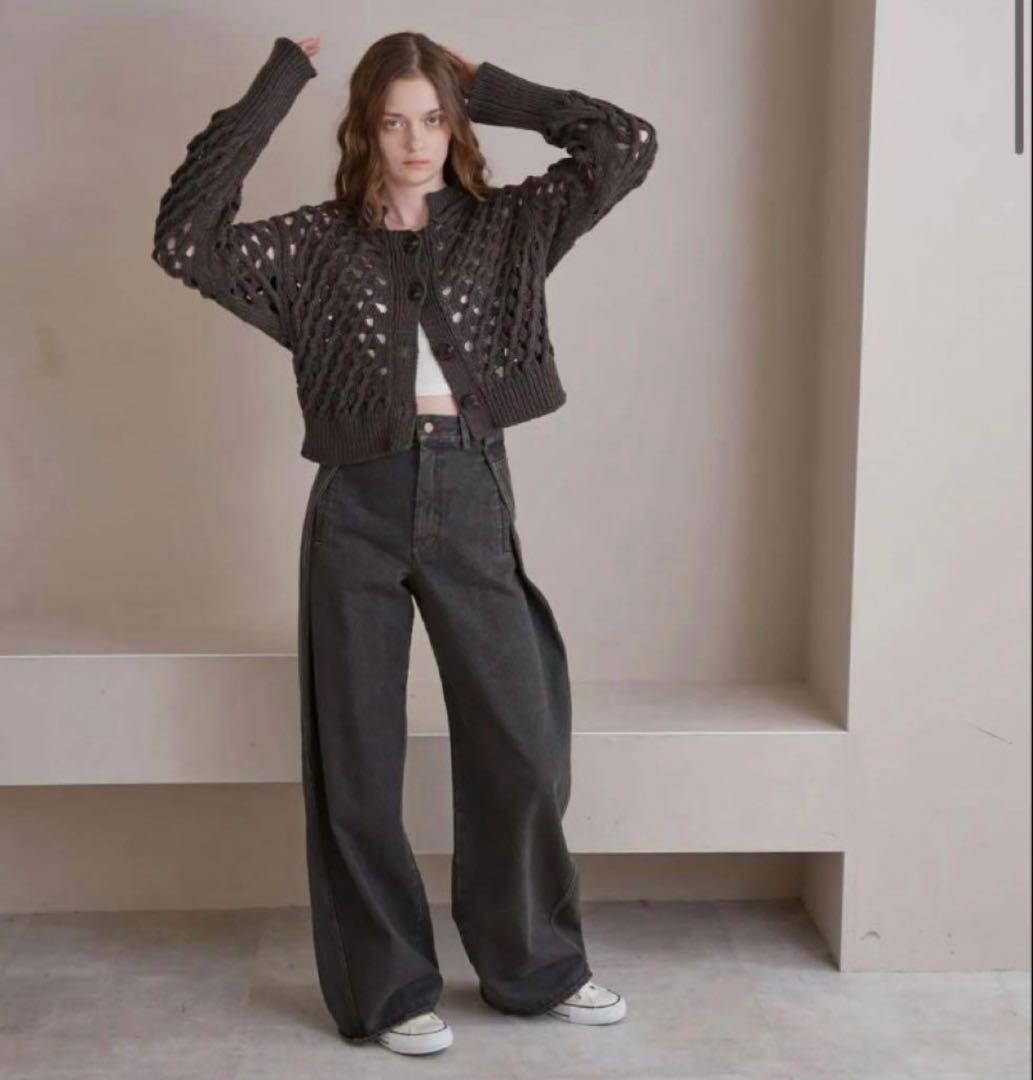 PINUE サイドタックデニムパンツ(BLACK)