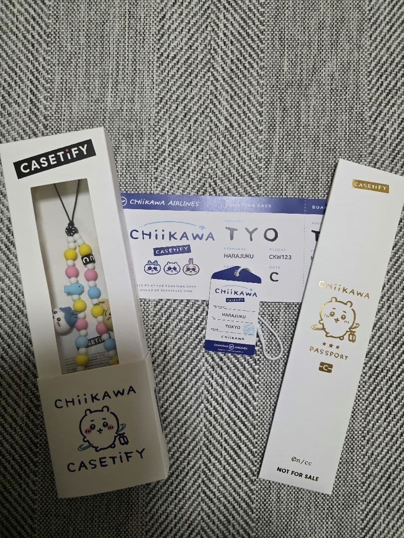 匿名配送　ちいかわ　CASETiFY ケースティファイ　ストラップ　ラゲッジタグ