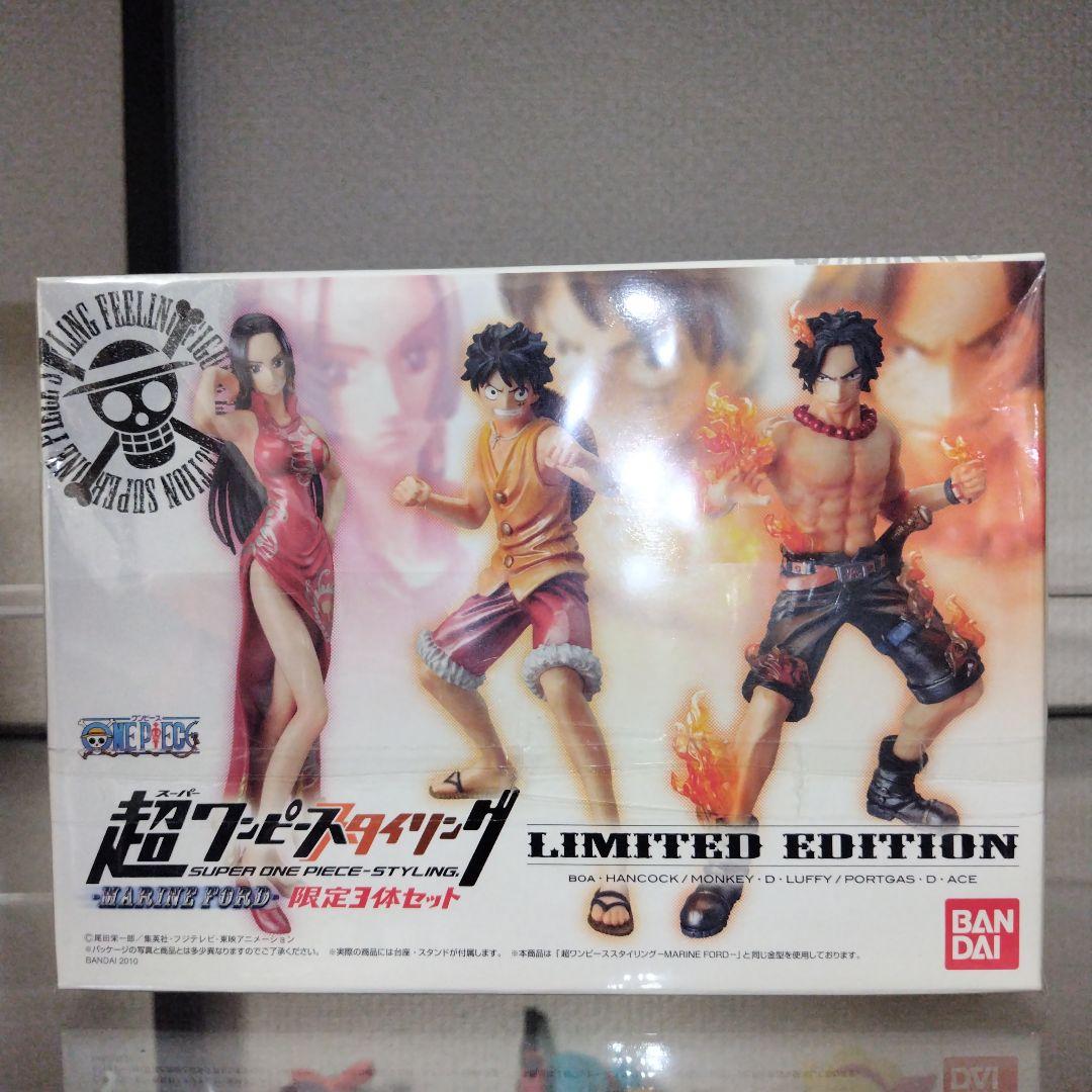 ⑰ワンピースフィギュア グリッター&グラマラス ロビン、ナミ 他セット