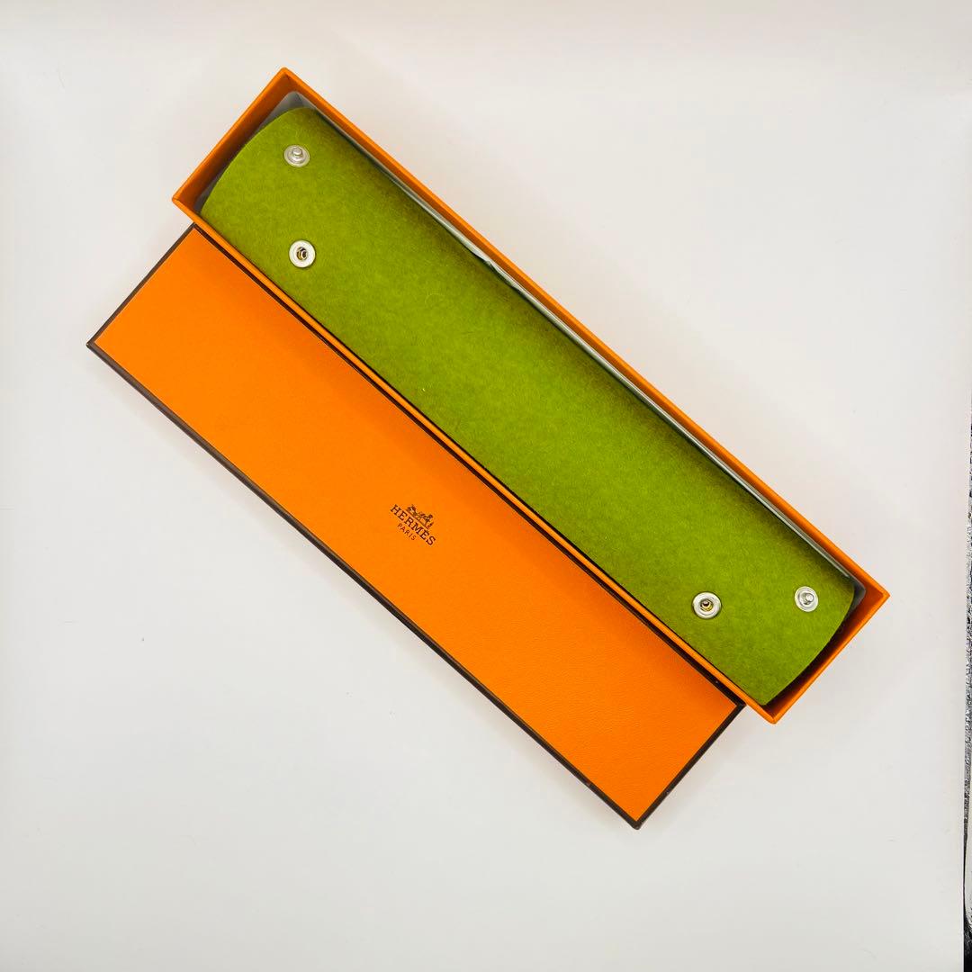 新品級 エルメス ヴィドポッシュ フェルト グリーン 小物入れ - メルカリ