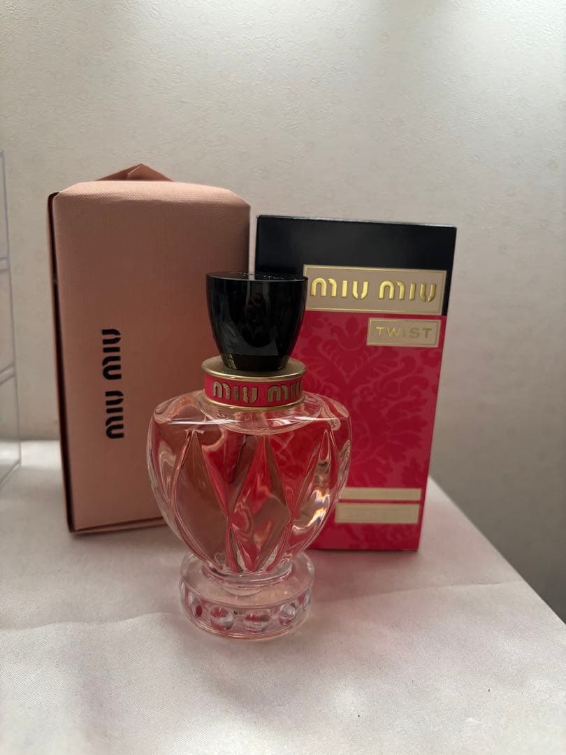 miumiu Twist オードパルファム 100ml