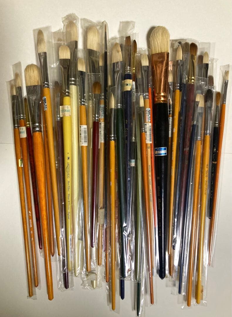 油絵　未使用筆　まとめ売り