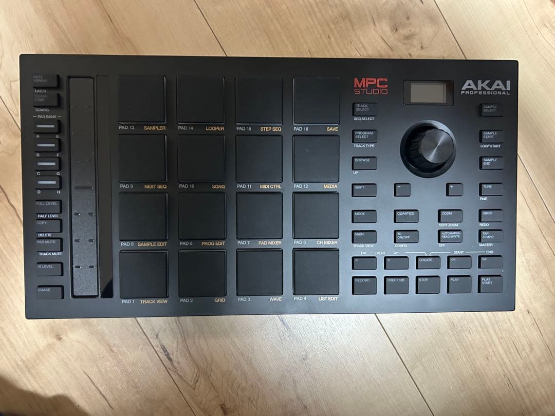 AKAI MPC Studio II MIDIコントローラー