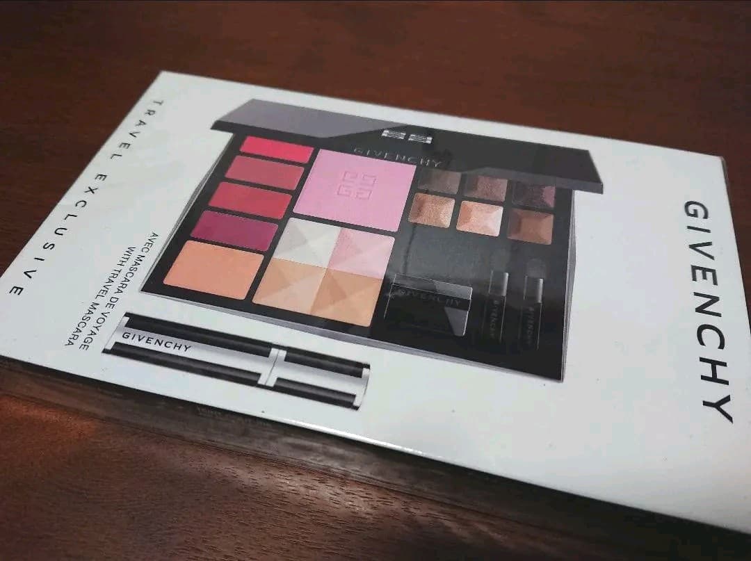 ジバンシー　メイクコフレ