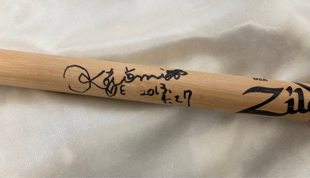 倖田來未 当選品 サイン ドラム スティック