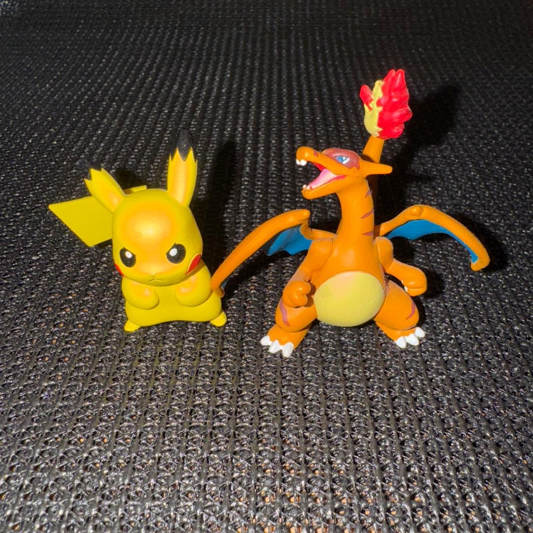 モンコレ　コピーリザードン　レア　劇場版ミュウツーの逆襲