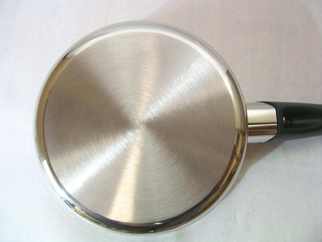 アムウェイ 小ソースパン 未使用品 製品ガイドブックとスクラブバッズ1