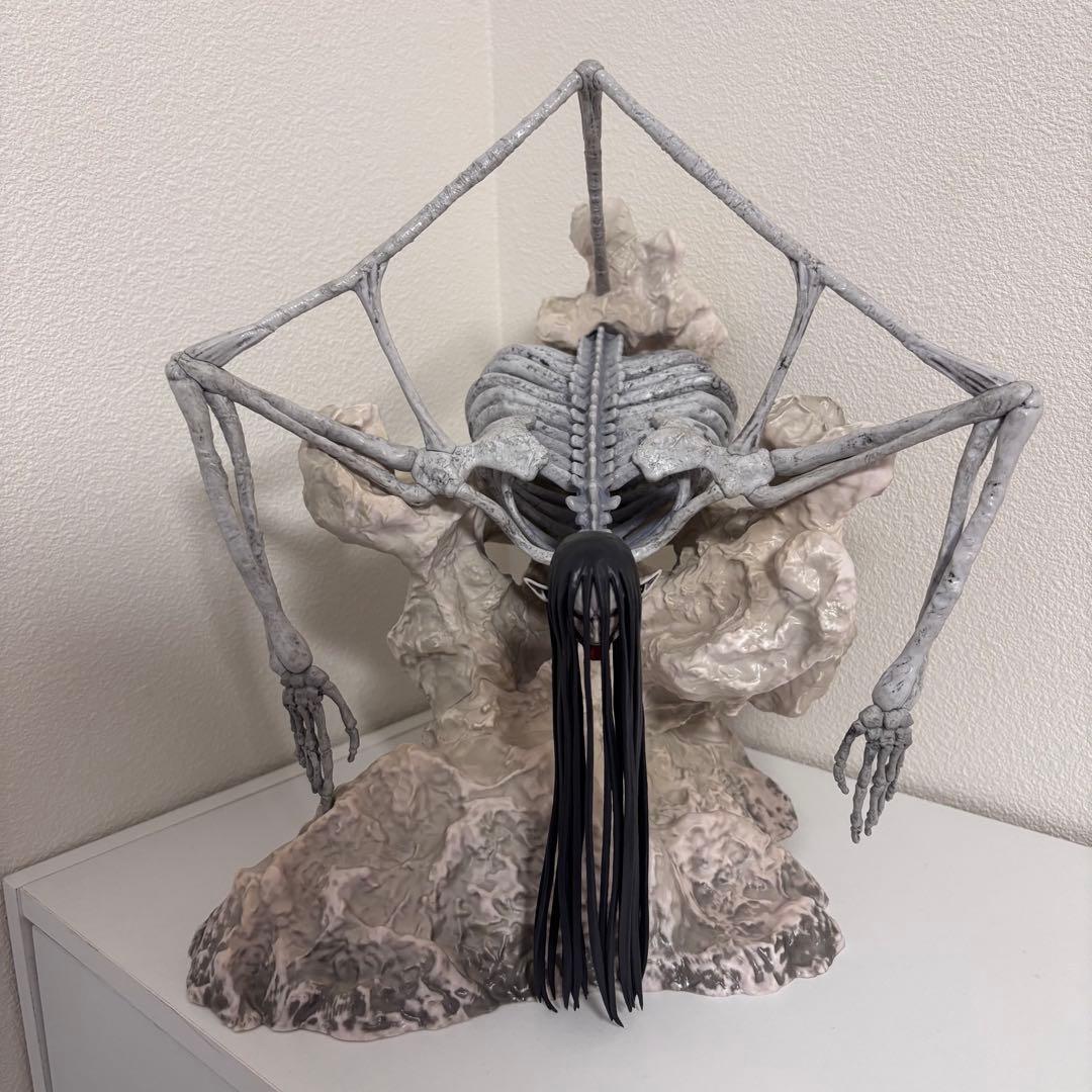 進撃の巨人 一番くじ ラストワン賞 終尾の巨人 MEGAIMPACT フィギュア